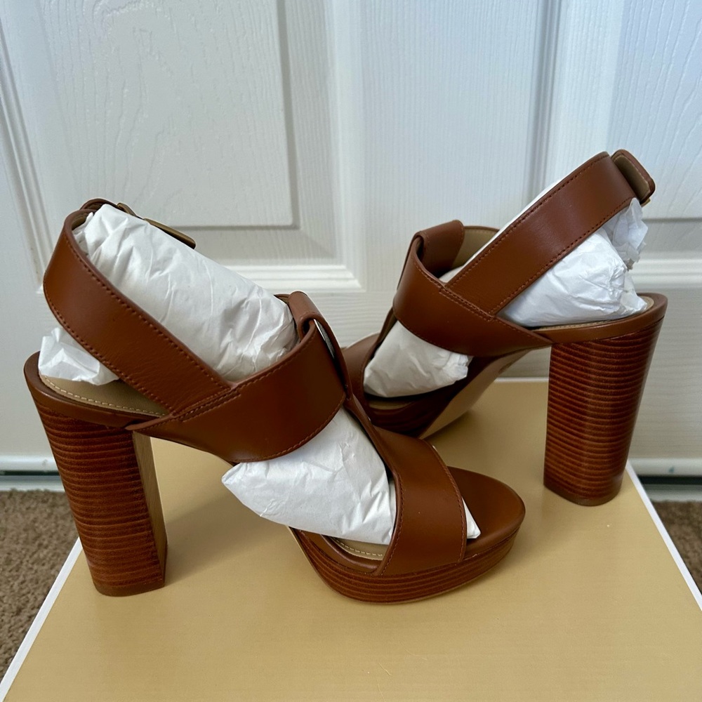 Michael Kors Brown Leather Platform Sandal - Picture 10 of 11